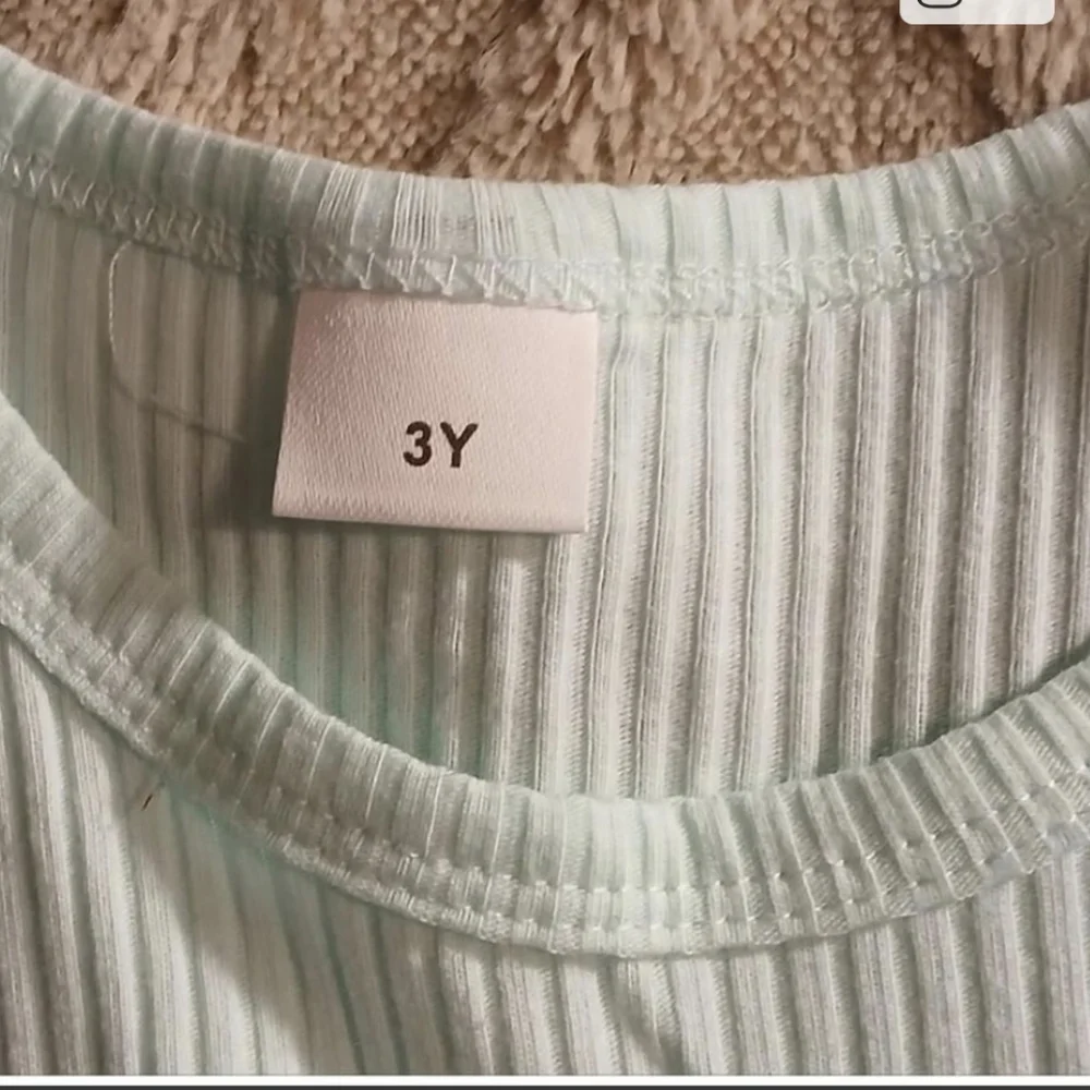 Bundle 6 Outfits 2-4 T/Year Girls Dresses And One Pants Outfit. Mostly 3T/Year - Picture 2 of 13